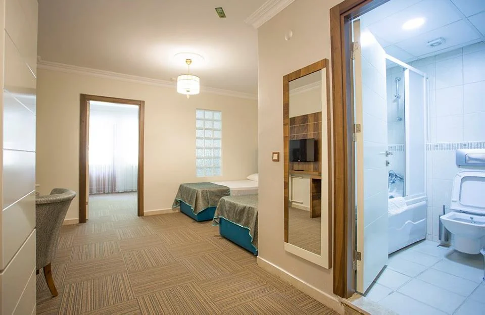 Oylat Kaplıcaları Çağlayan Otel