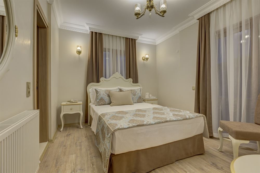 Cunda Özerbey Konağı +13 Adult Only