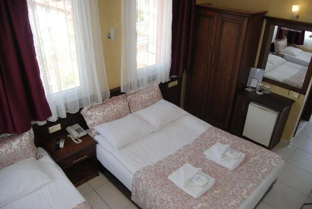 Cunda Ezer Otel +6 Yaş