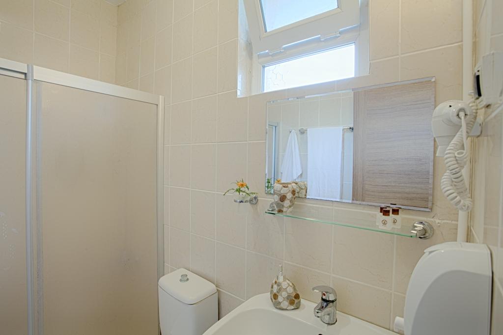 Palm Beach Otel Küçükkuyu