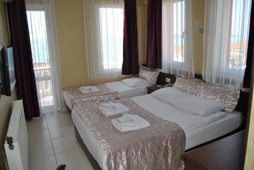 Cunda Ezer Otel +6 Yaş