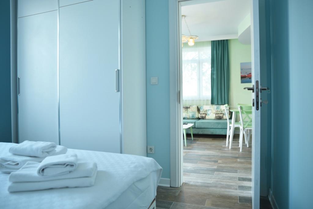 Zeytin Arası Taş Evler