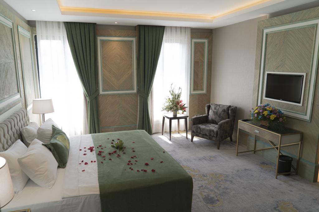 Mirart Hotel Boutique & Spa