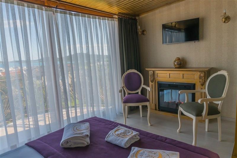 Cunda Özerbey Konağı +13 Adult Only