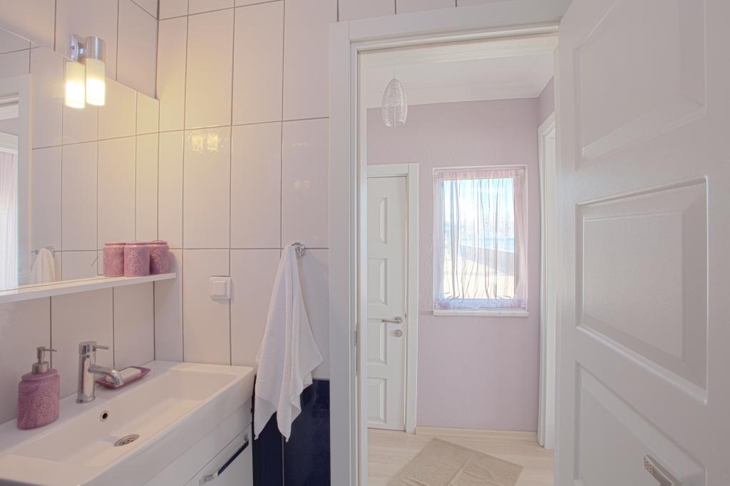 Palm Beach Otel Küçükkuyu