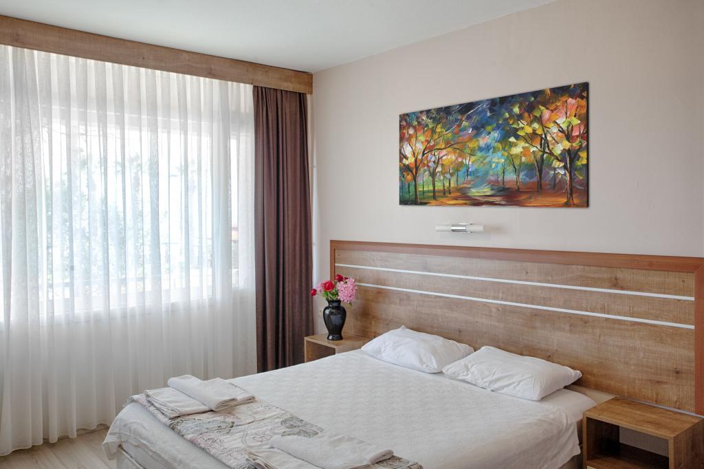 Palm Beach Otel Küçükkuyu