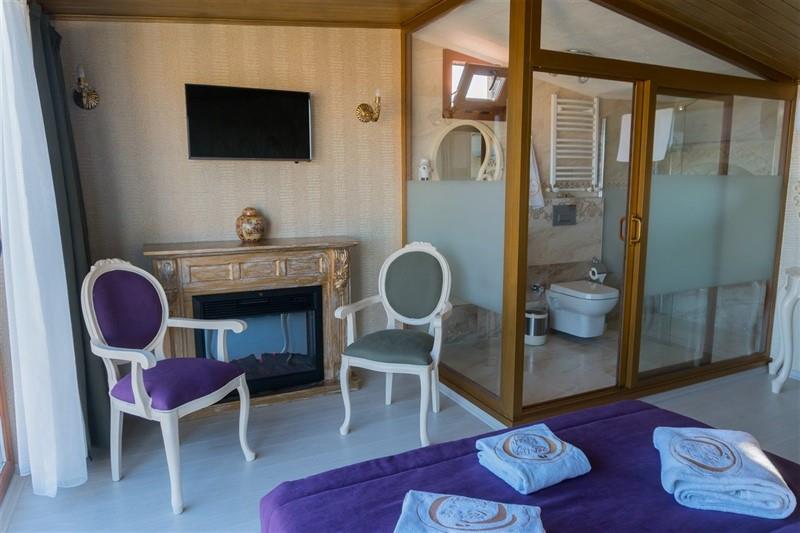 Cunda Özerbey Konağı +13 Adult Only