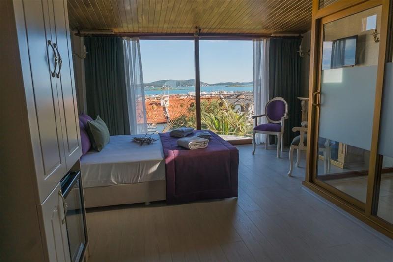 Cunda Özerbey Konağı +13 Adult Only