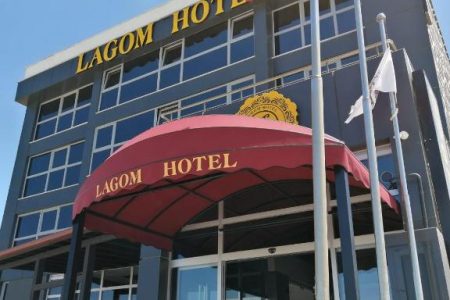 Lagom Hotel (Alkolsüz Aile Oteli)