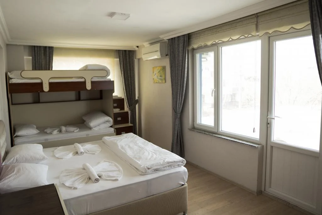 Eceabat Başarır Hotel