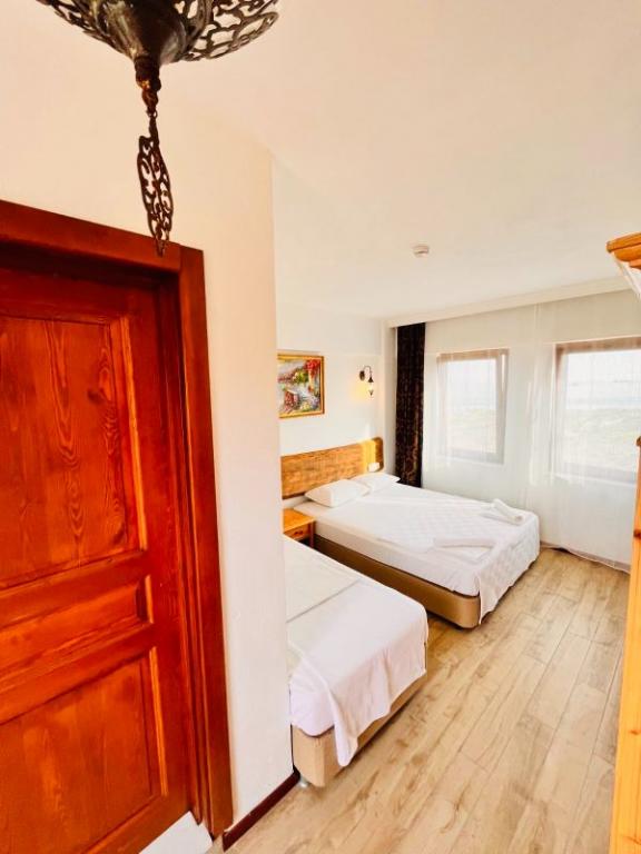 Sukha Inn Hotel & Beach