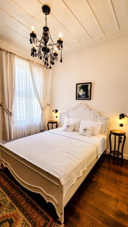 Latife Hanım Konağı