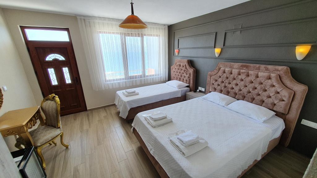 Assos Nazan Motel Restaurant Beach