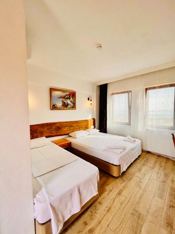 Sukha Inn Hotel & Beach