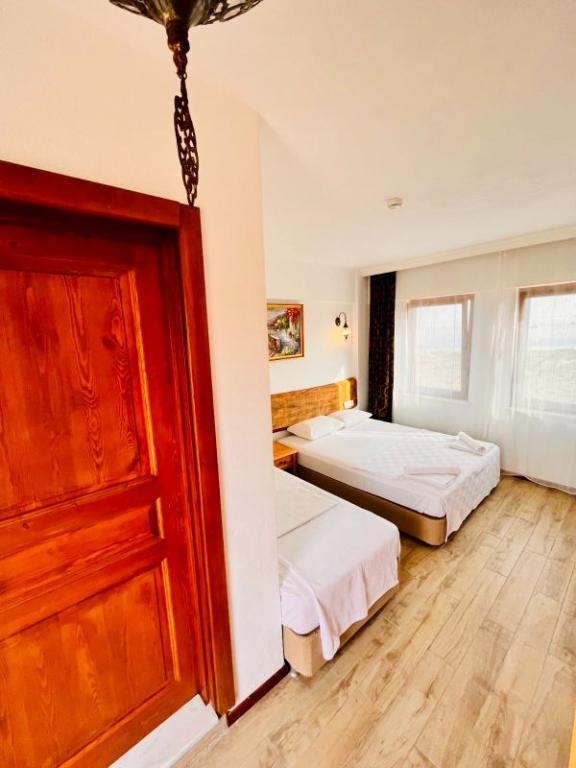 Sukha Inn Hotel & Beach