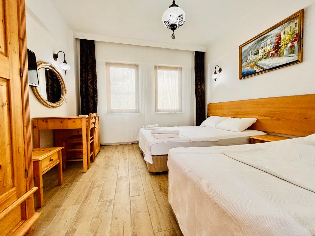 Sukha Inn Hotel & Beach