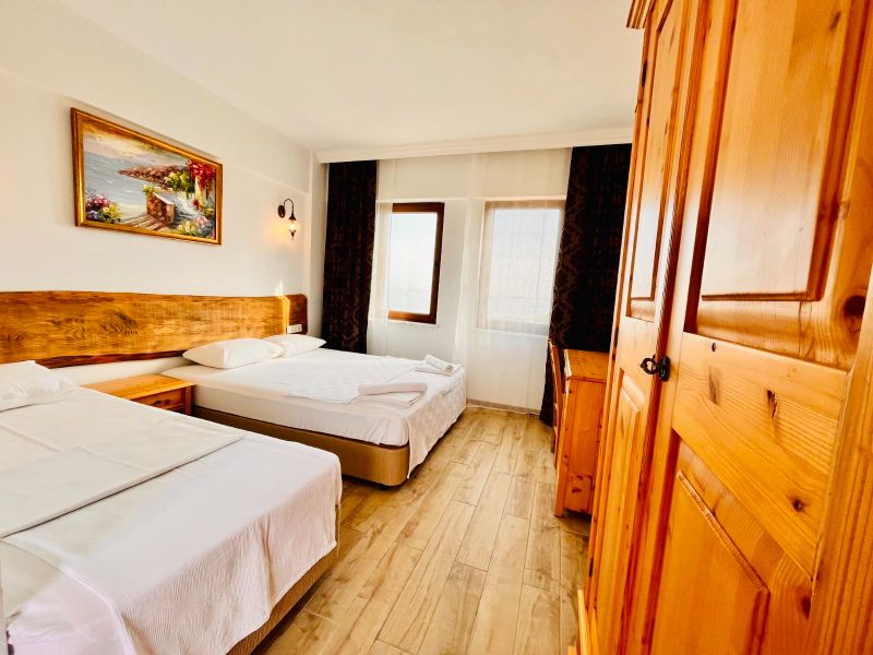 Sukha Inn Hotel & Beach