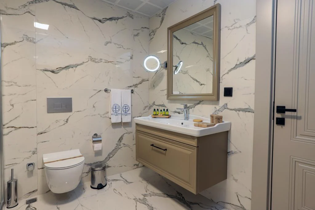 Brand Business Hotel