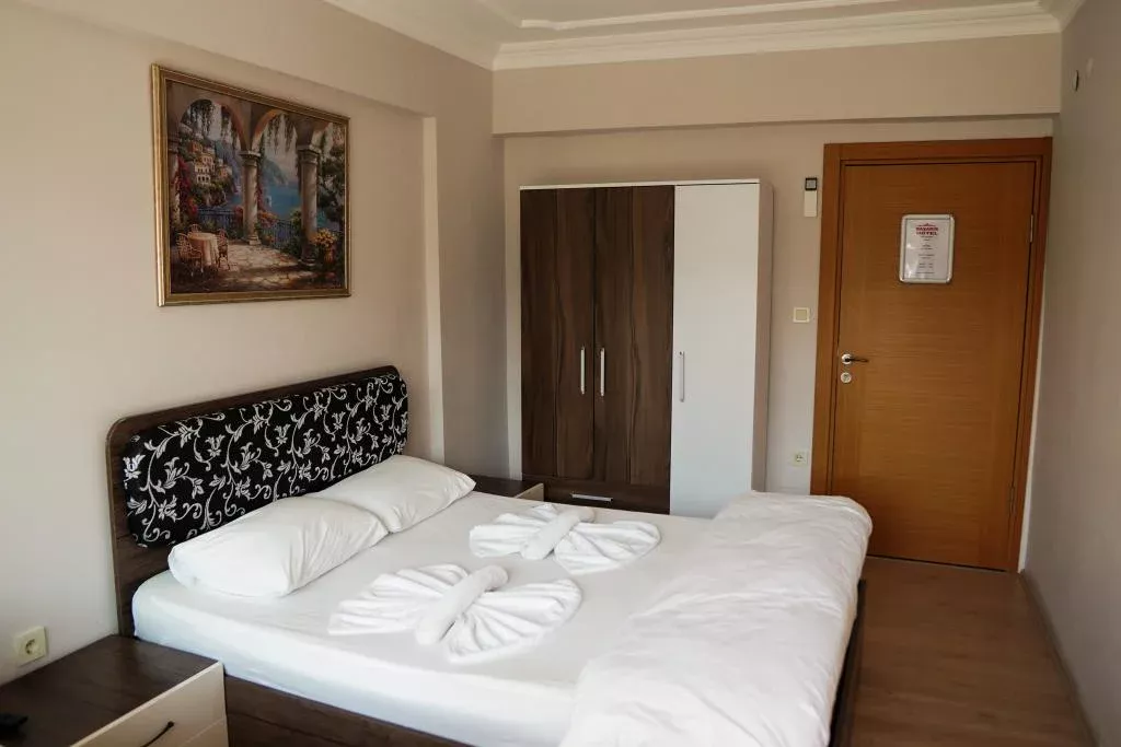 Eceabat Başarır Hotel