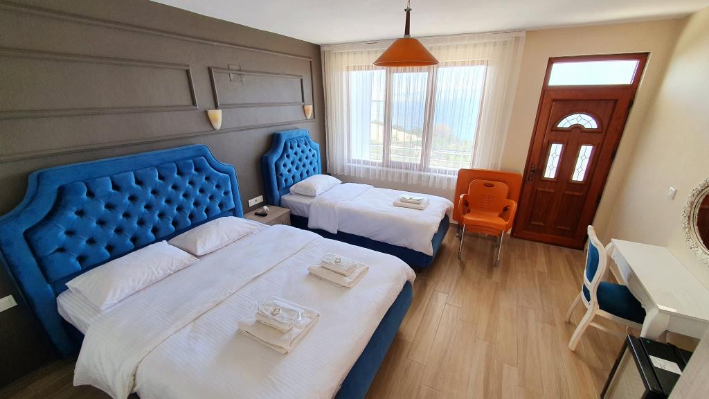 Assos Nazan Motel Restaurant Beach