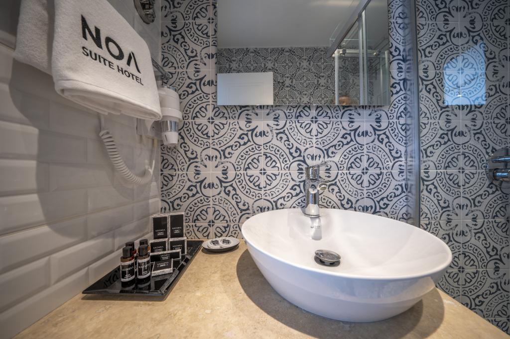 Noa Suite Hotel