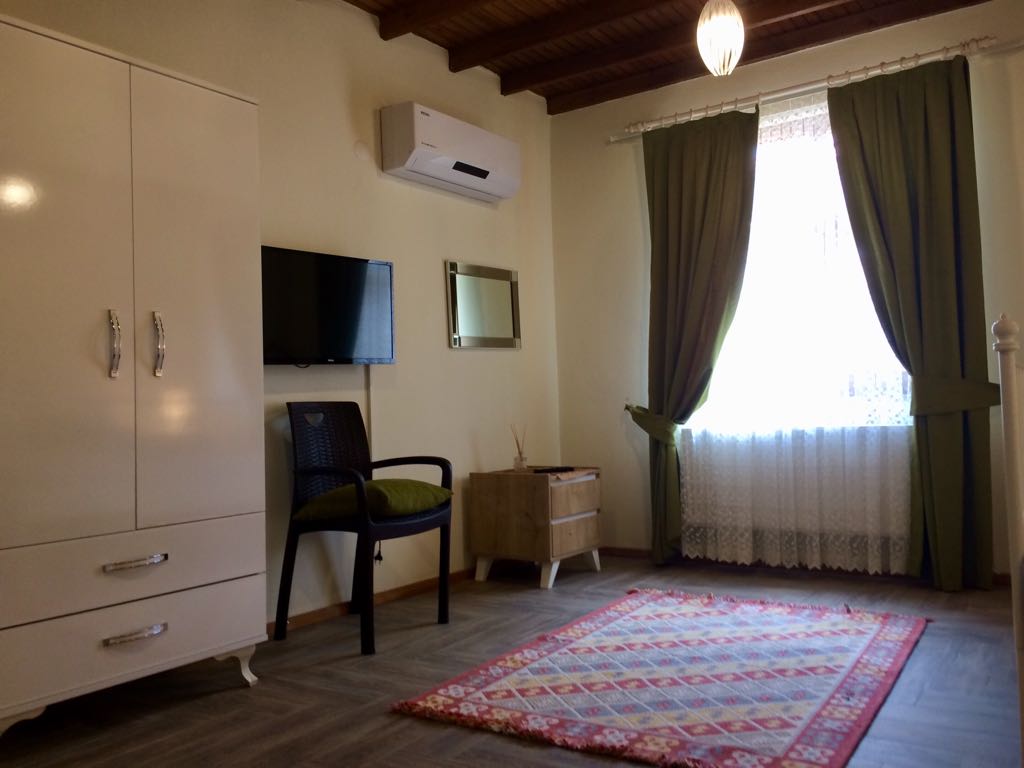 Taş Suite Konukevi