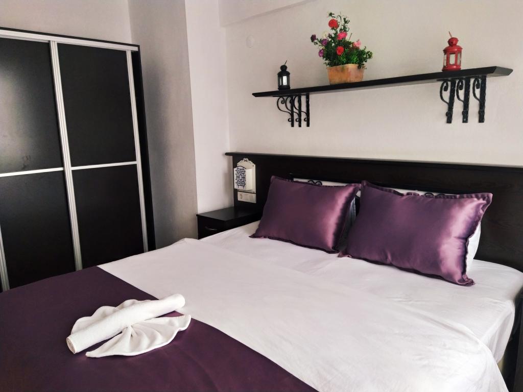 Yeni Bademli Konuk Evi