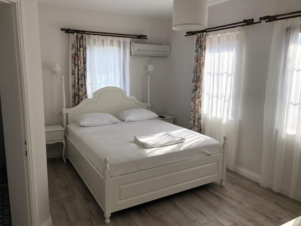 Bozcaada Kırlı Otel
