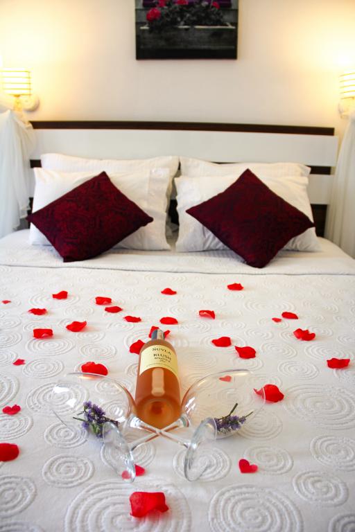 Lavinya Otel Bozcaada