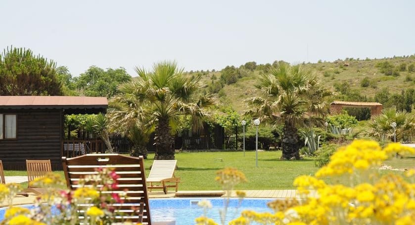 Ataol Beach & Bungalows