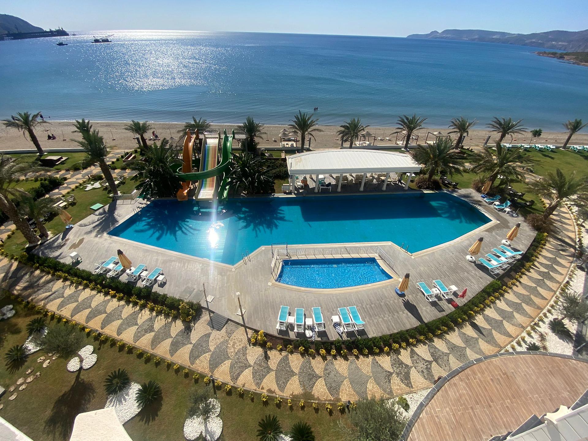 Marvista Deluxe Resort Hotel & Spa