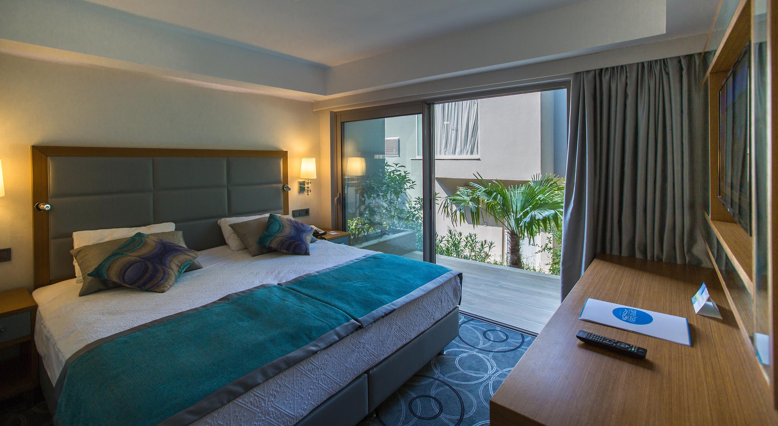 Pine Bay Holiday Resort Hotel