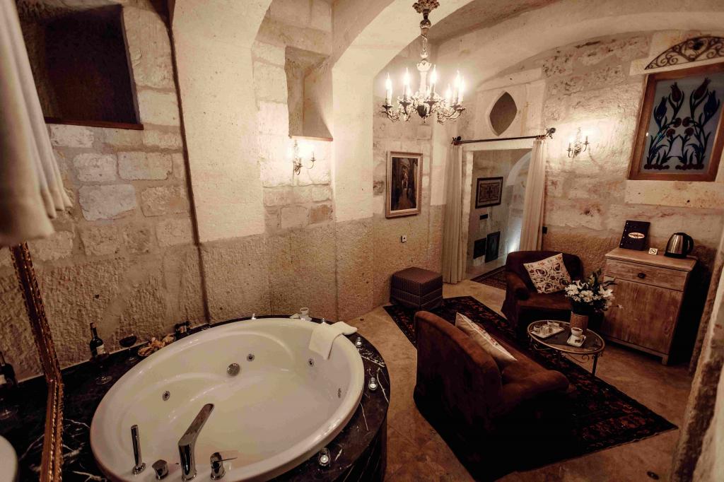 Tafoni Houses Cave Hotel