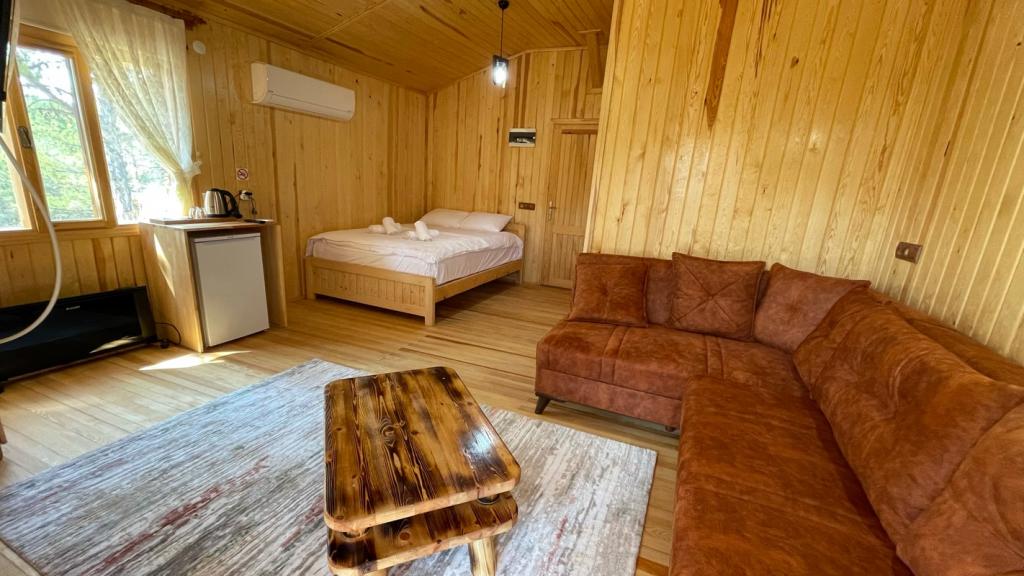 Tahtalı Göl Evleri Kütahya