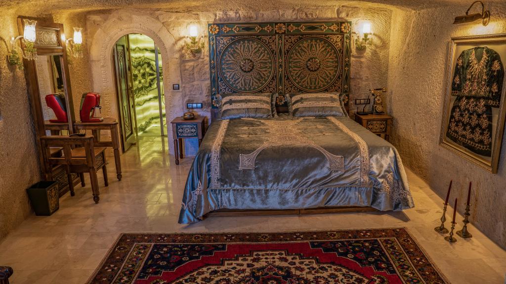 Elika Cave Suites Spa