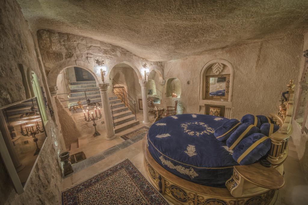 Elika Cave Suites Spa