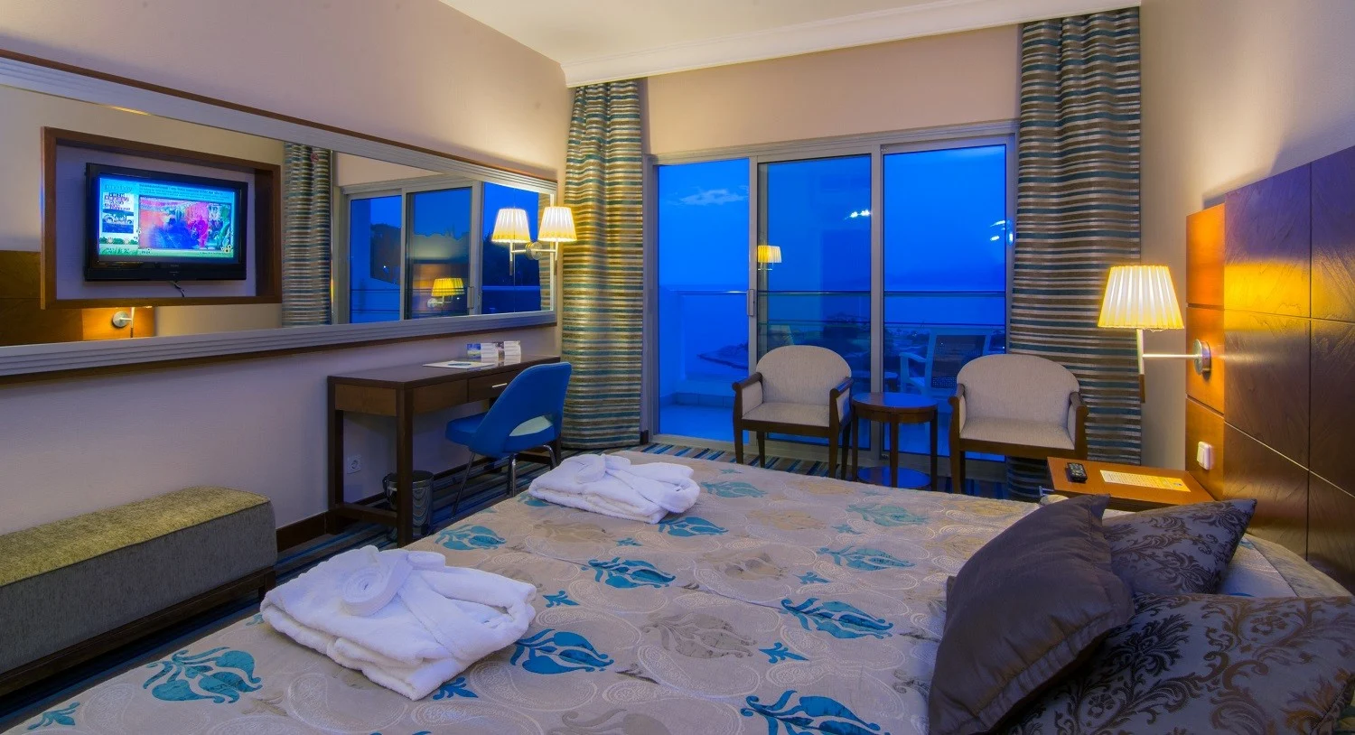 Pine Bay Holiday Resort Hotel