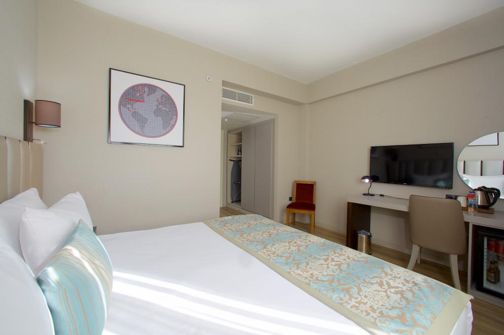 Ramada By Wyndham Soma