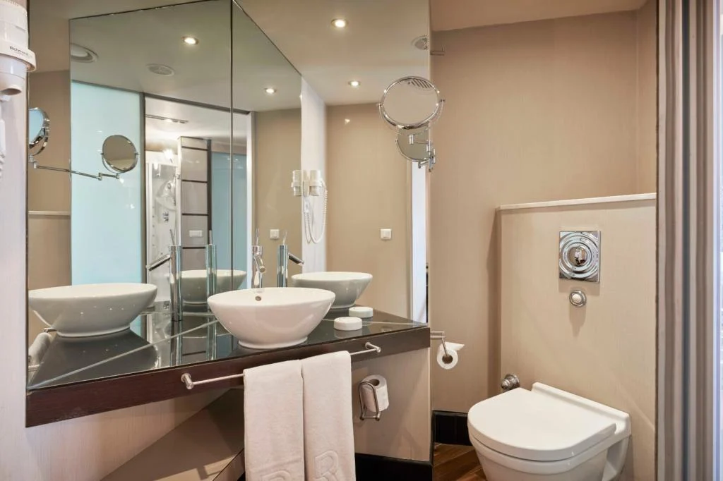 Richmond Nua Wellness & Spa