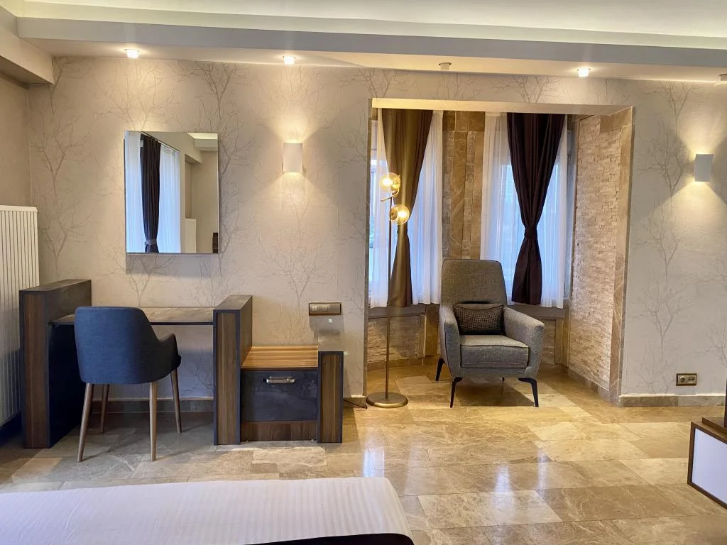 Blackmoon Villa Hotel