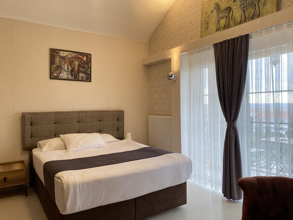 Blackmoon Villa Hotel