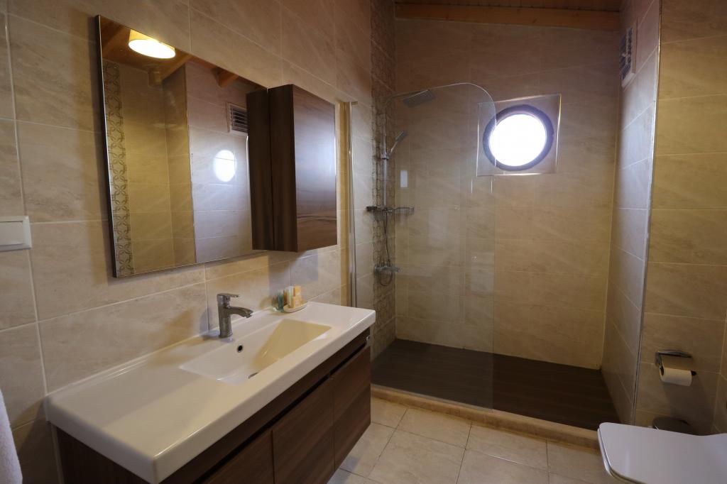 Dessera Vineyards Hotel