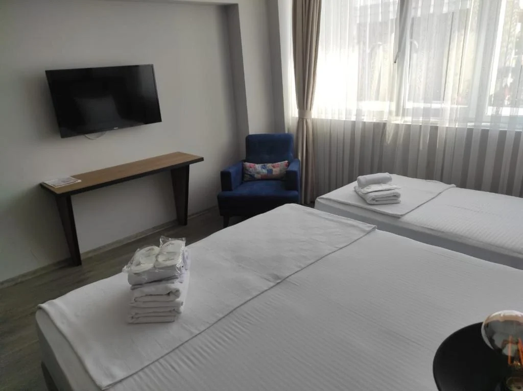 Comfort Center Suit Hotel