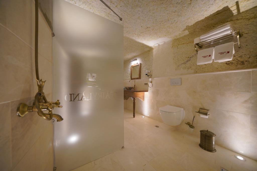 Fairyland Cave Hotel