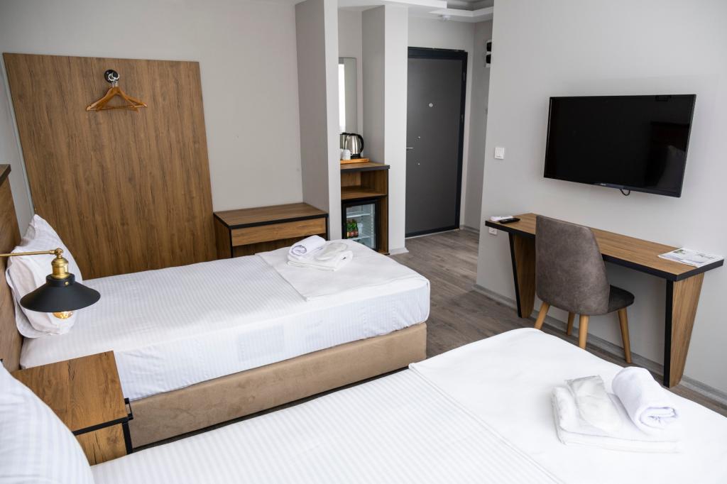 Comfort Center Suit Hotel