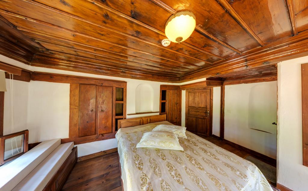 Çamlıca Konak Çarşıevi