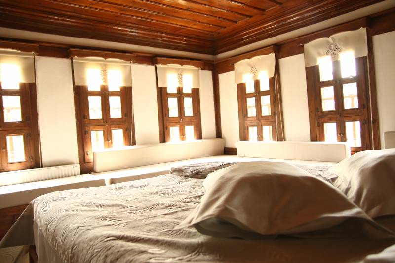 Çamlıca Konak Çarşıevi