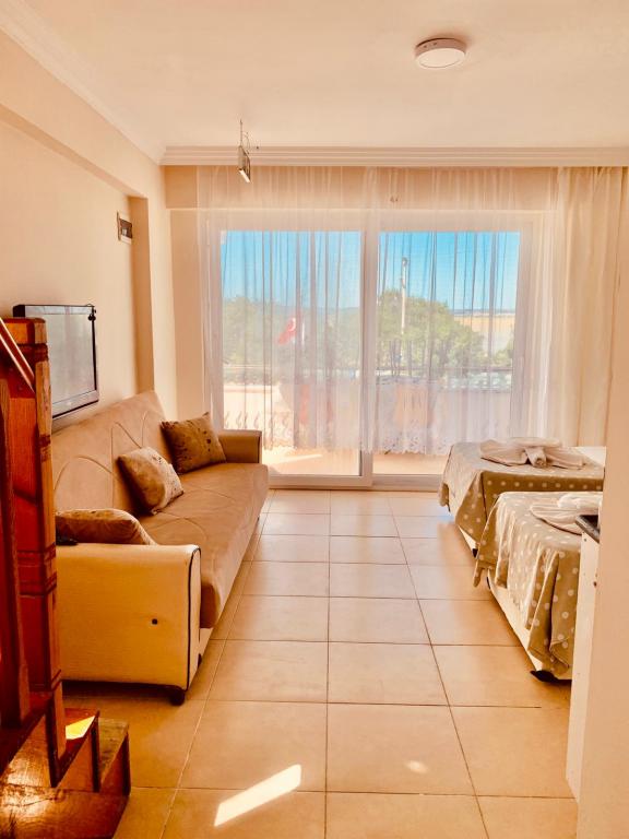 Sunshine Turizm ve Otelcilik Saros Çetin Apart Otel