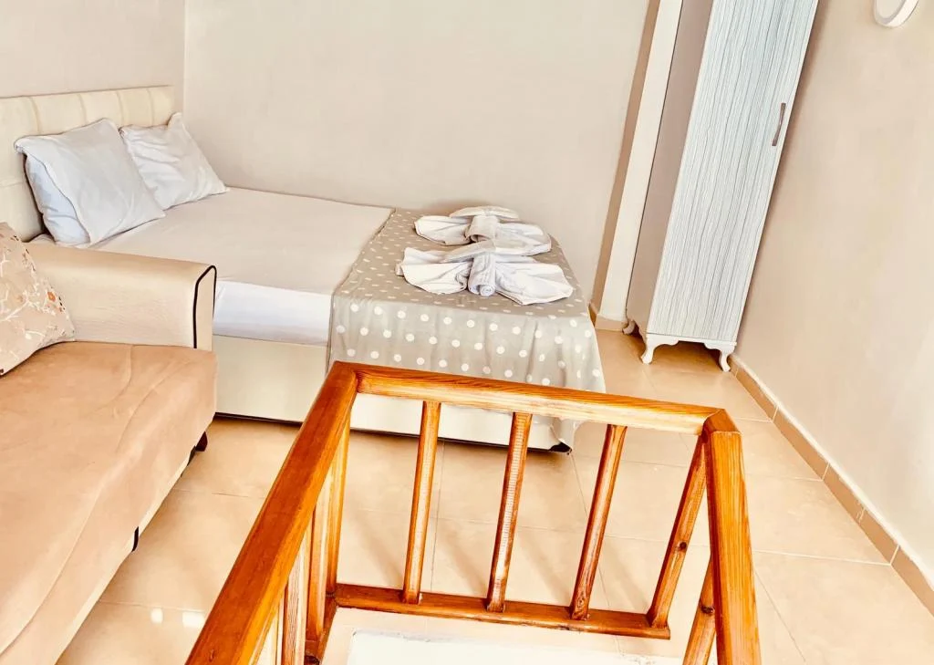 Sunshine Turizm ve Otelcilik Saros Çetin Apart Otel