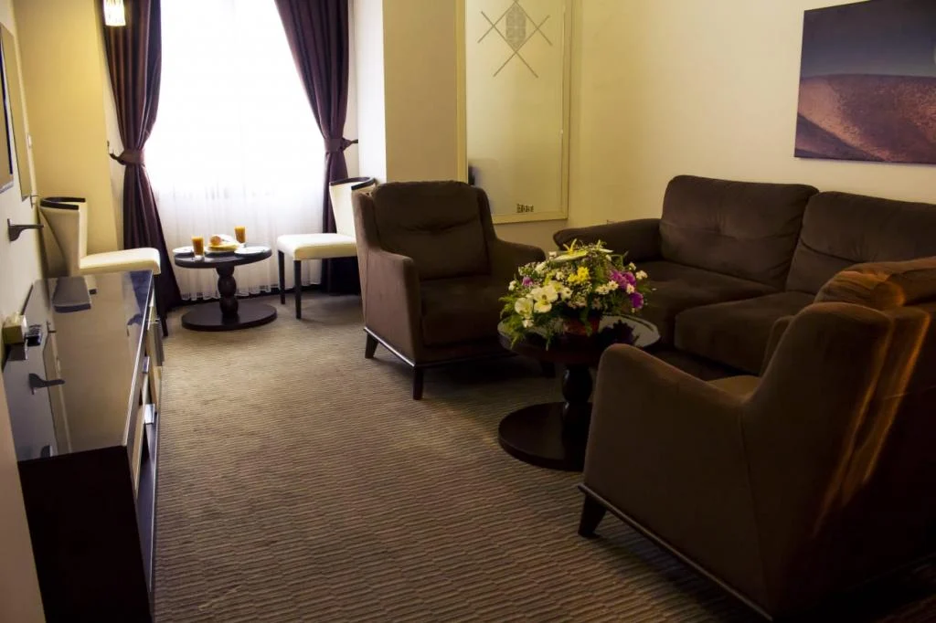 Centrum Business Hotel